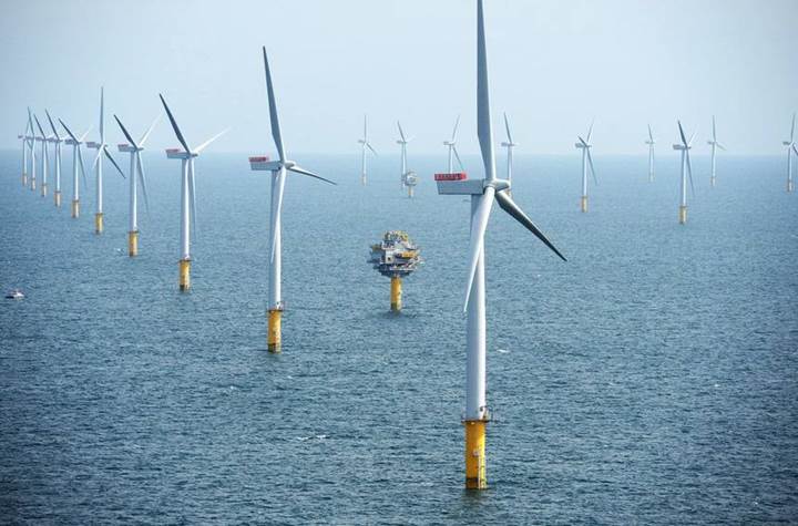 İskoçya’nın En Büyük Açık Deniz Rüzgâr Çiftliği İnşaatının Ana Gövdesi Hazır